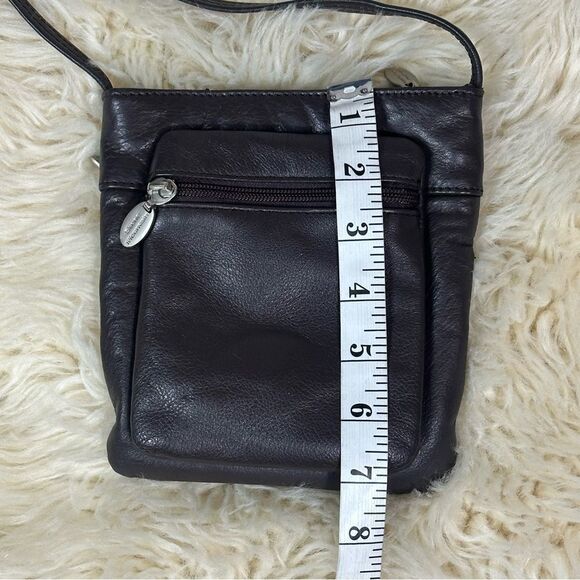 Stone Mountain Accessories Dark Leather Crossbody Bag - Picture 6 of 10